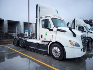 2024 FREIGHTLINER eCASCADIA 116 9041728629